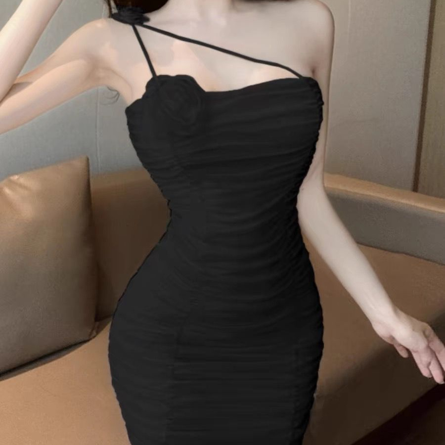 性感修身褶皱裙女纯欲战袍春夏款包臀打底裙别致气质辣妹吊带裙