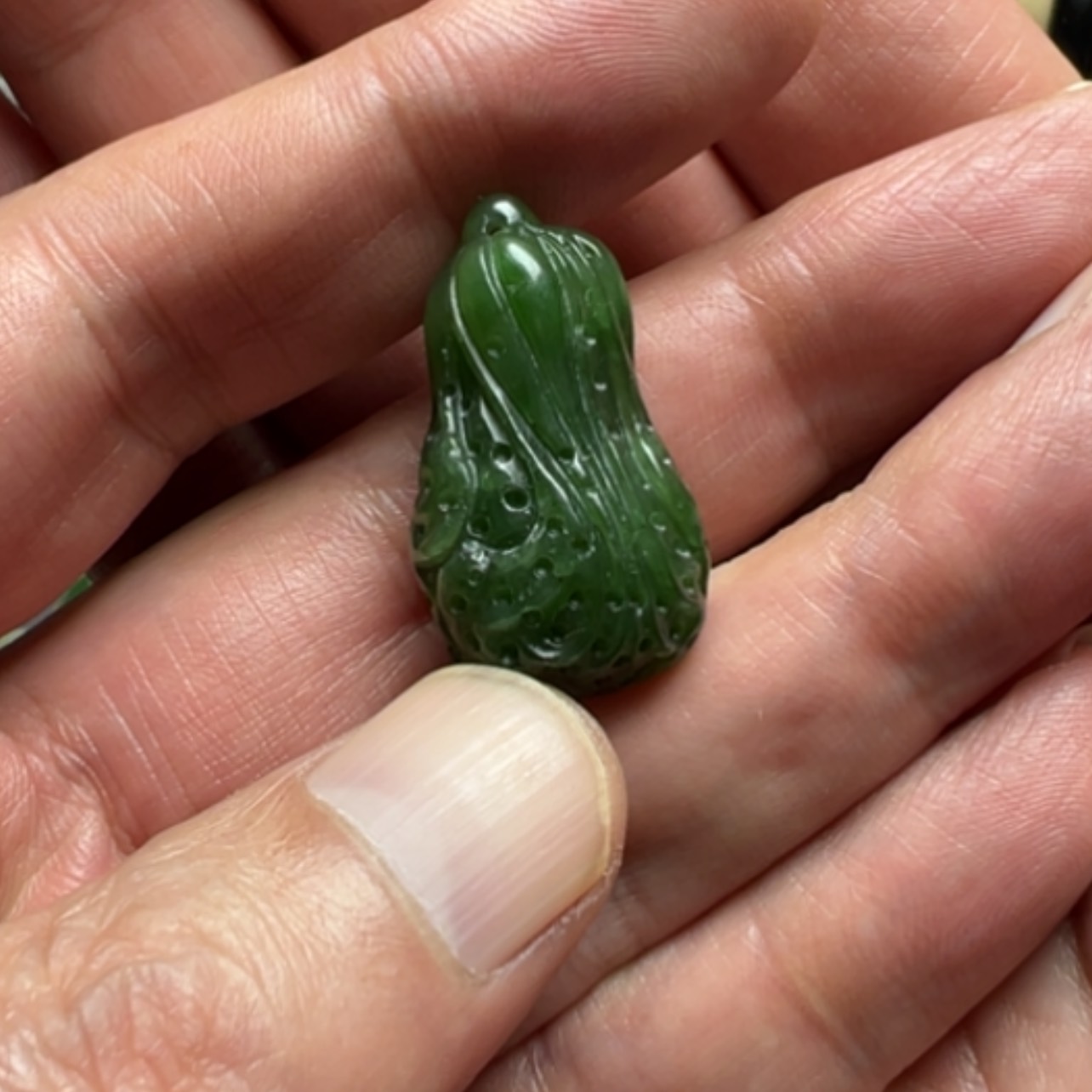 【闪购商品】颈饰未镶嵌和田玉（碧玉）