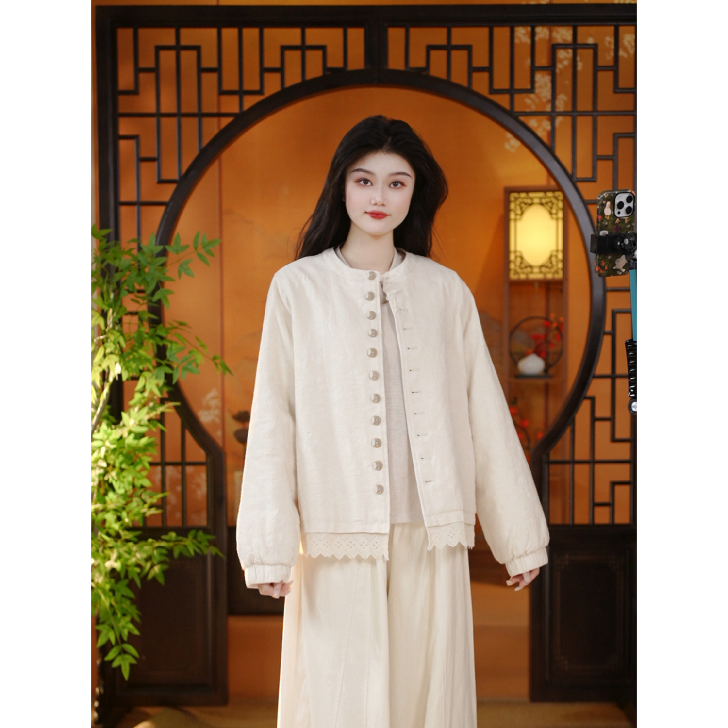 【冷清舟】秋冬季V领单排扣复古蕾丝花边上衣设计蝙蝠袖夹薄棉外套