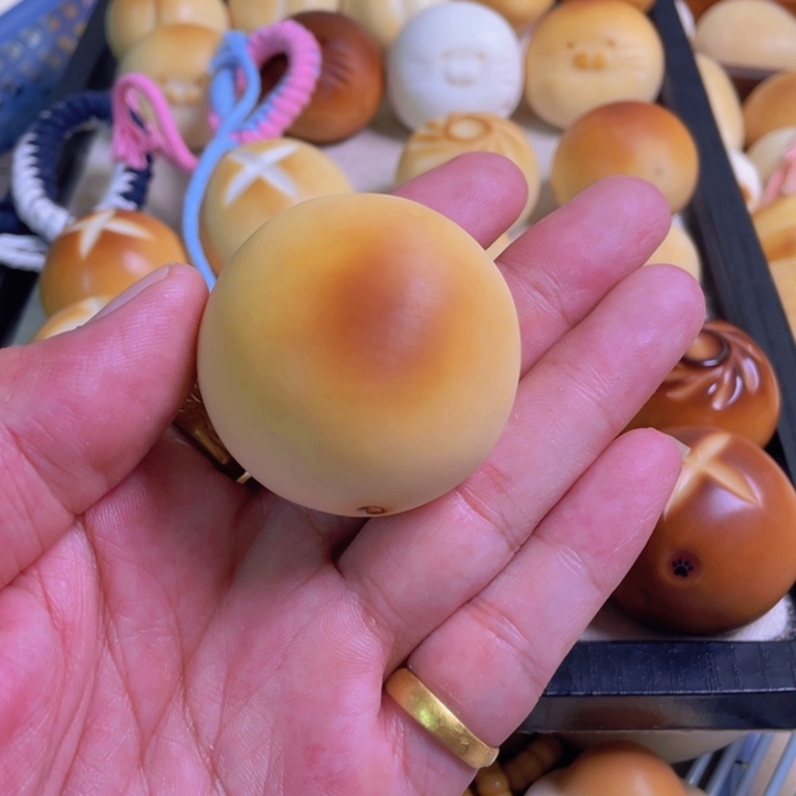 小***人吊坠菩提根/象牙果改10字面包