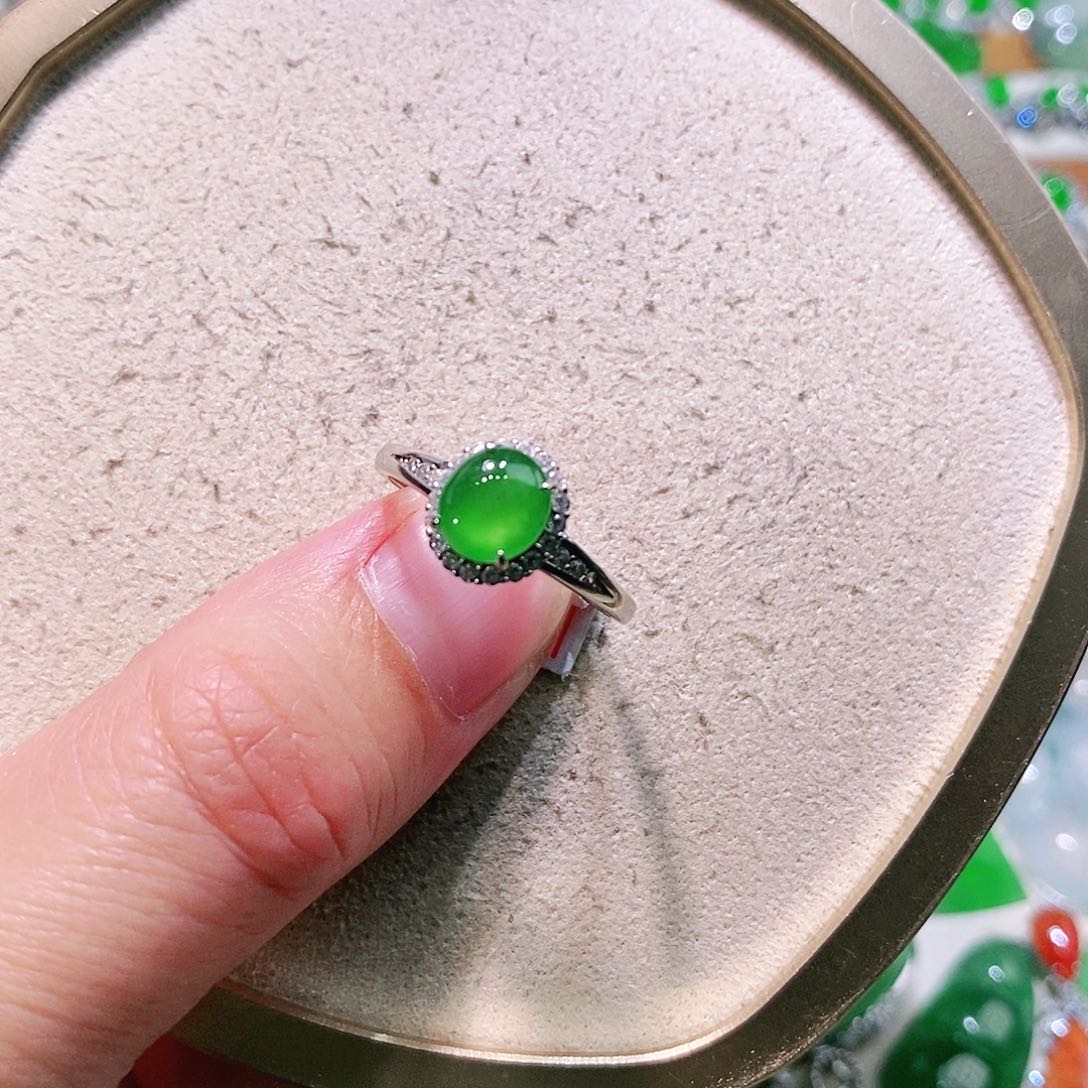 【闪购商品】翡翠挂件未镶嵌裸石