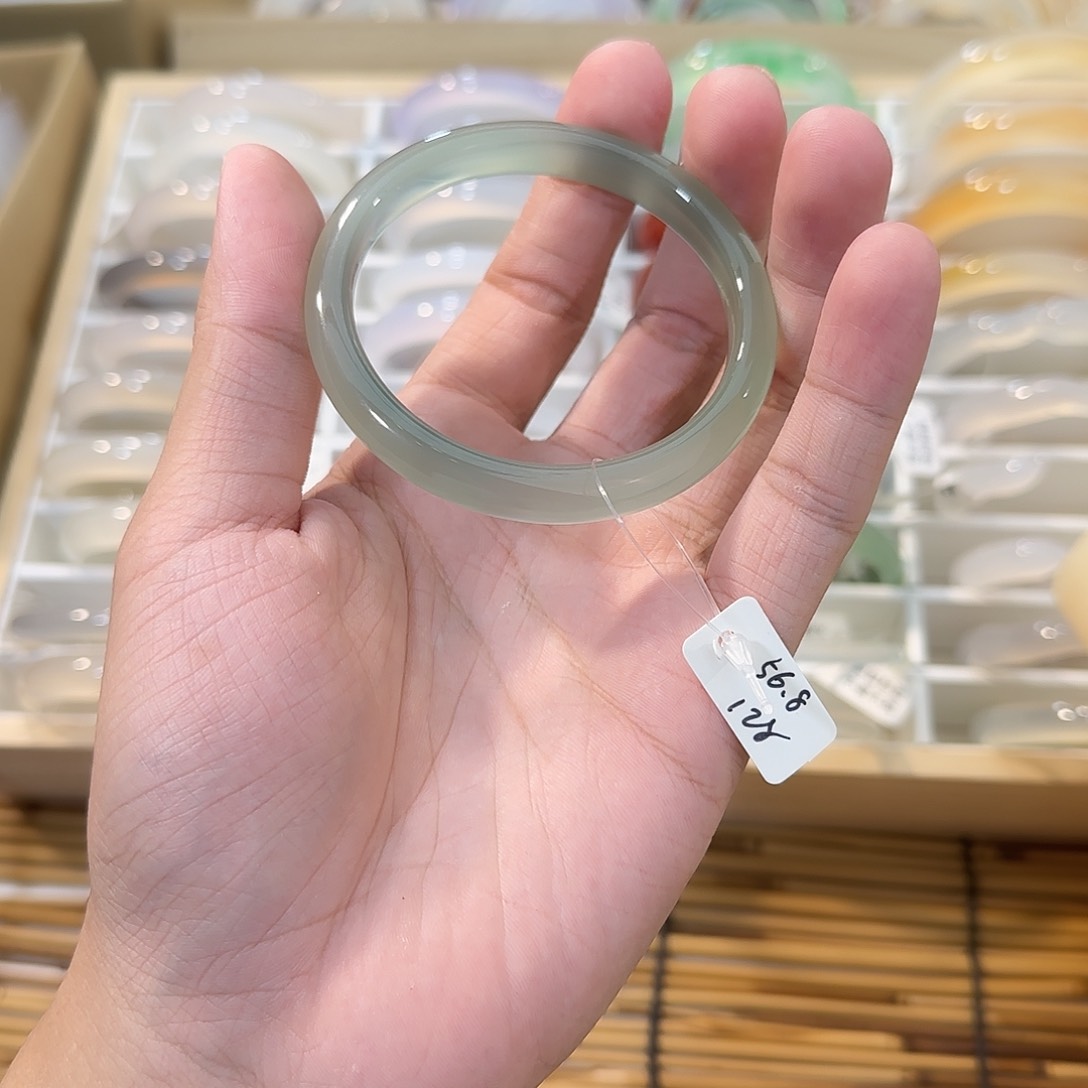 不***，非金属无镶嵌手饰品