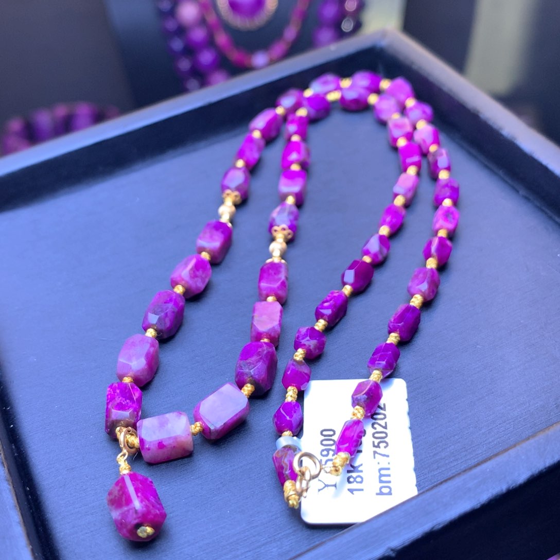 苏纪石（舒俱来）项链18K金镶嵌