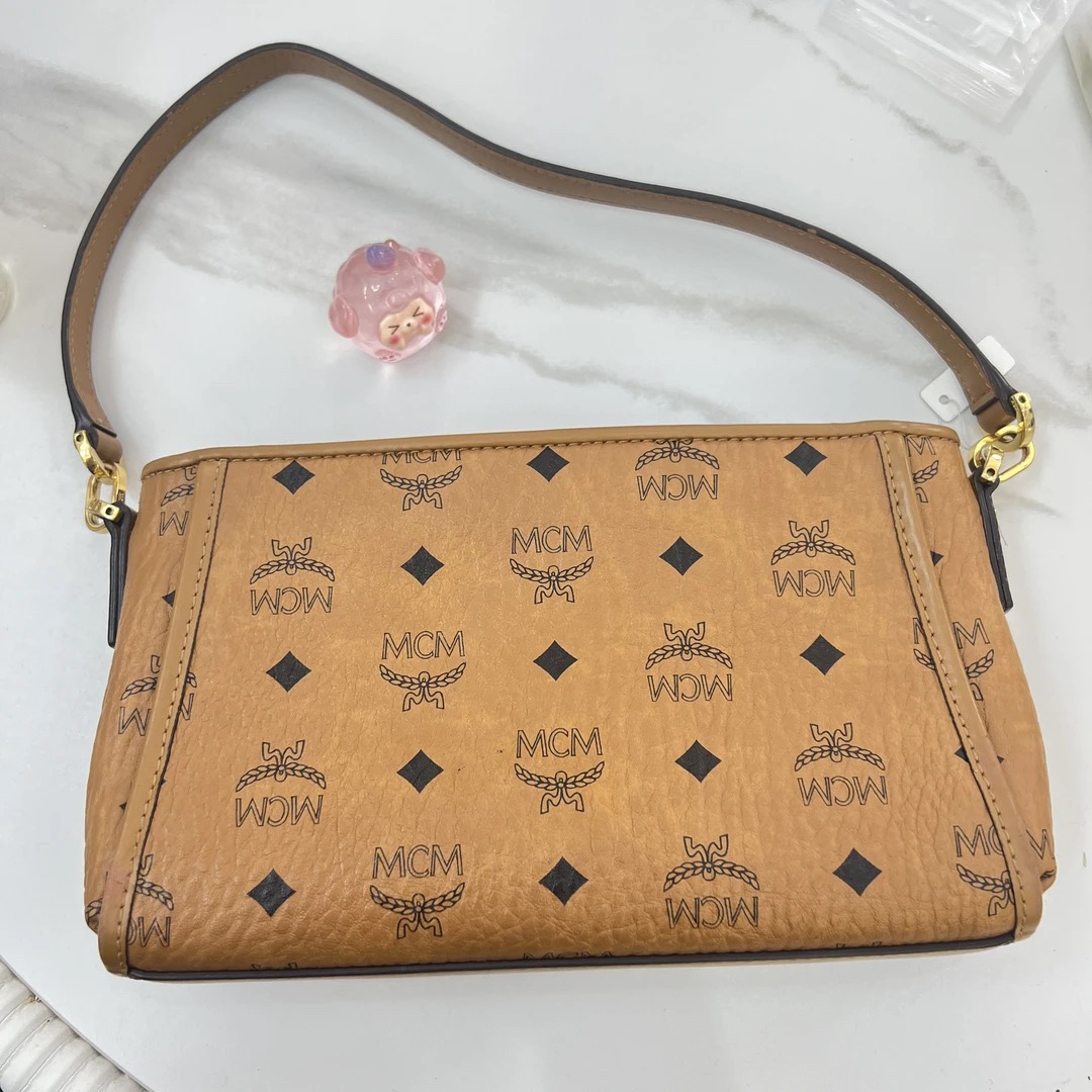 99新 MCM 大麦中古/mcm干邑色麻将腋下/斜挎包