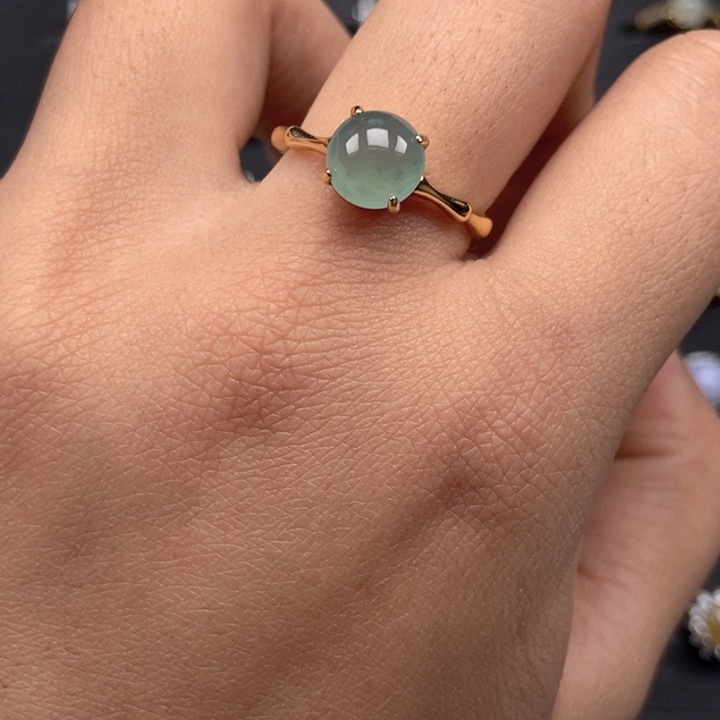 翡翠未镶嵌戒指戒指