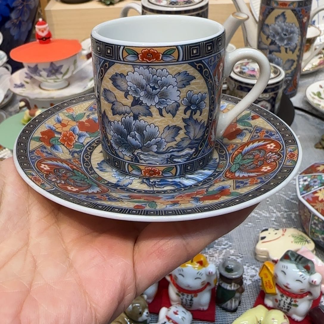 茶盏咖啡杯里的咖啡是我的