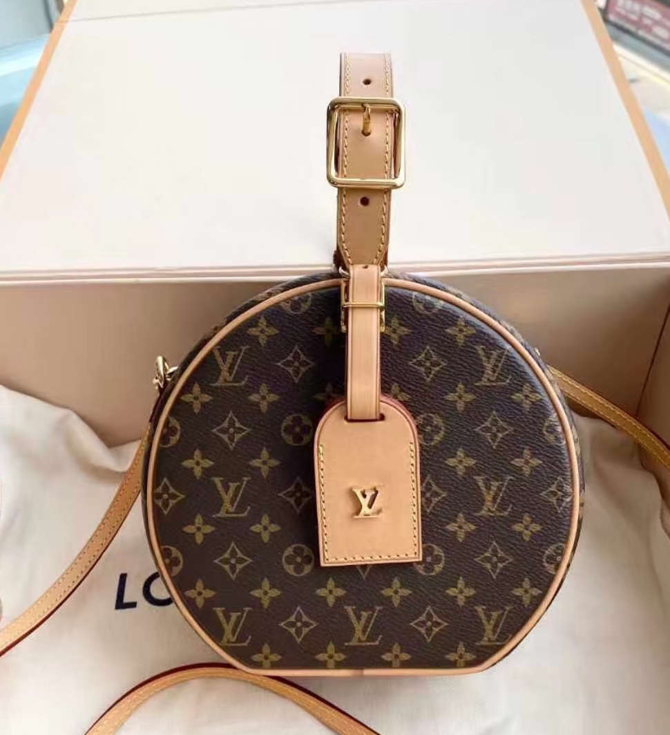 95新 LouisVuitton/路易威登 老花硬圆饼8458442