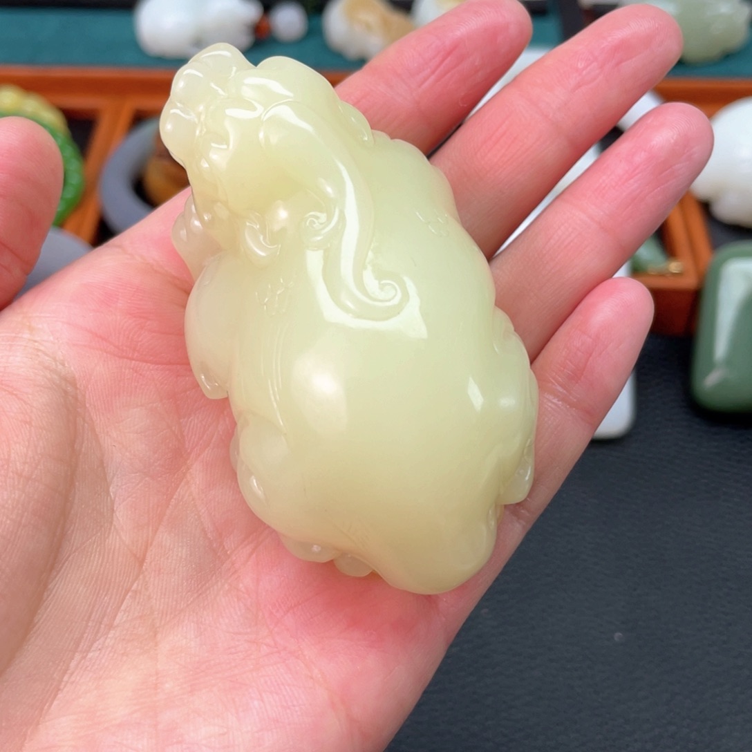 和田玉把件未镶嵌