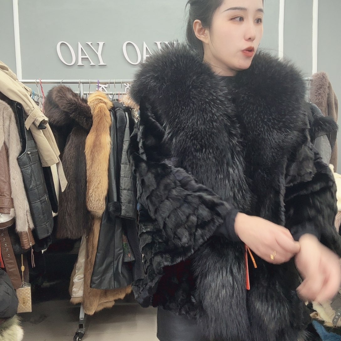 姚小妖家高端皮草