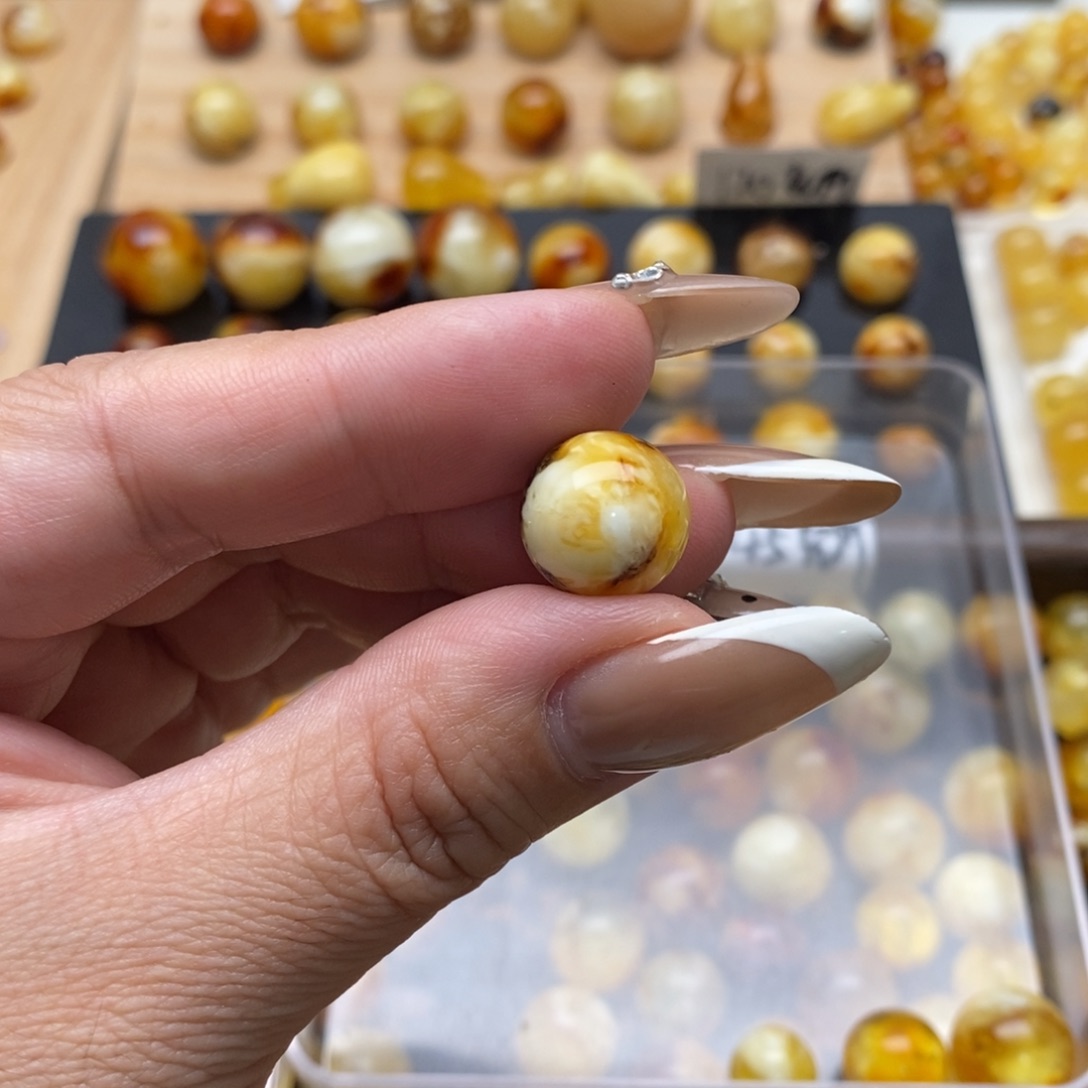 祈***琥珀未镶嵌珠宝奇石蜜蜡