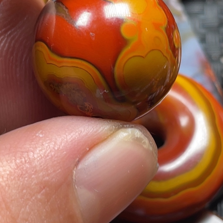 小***娃玛瑙/玉髓未镶嵌颈饰