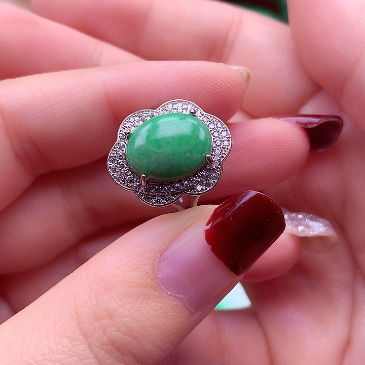 翡翠颈饰银S925镶嵌翡翠