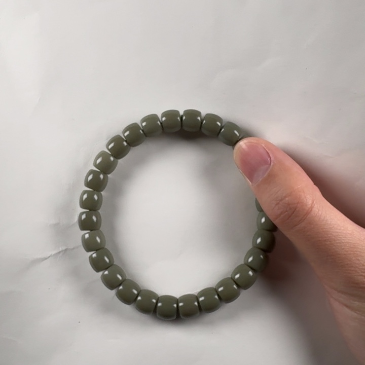 和田玉手链未镶嵌慢*慢卡8