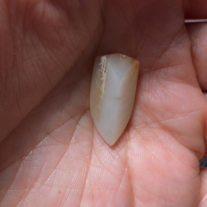 和田玉（糖玉）未镶嵌挂件古**首