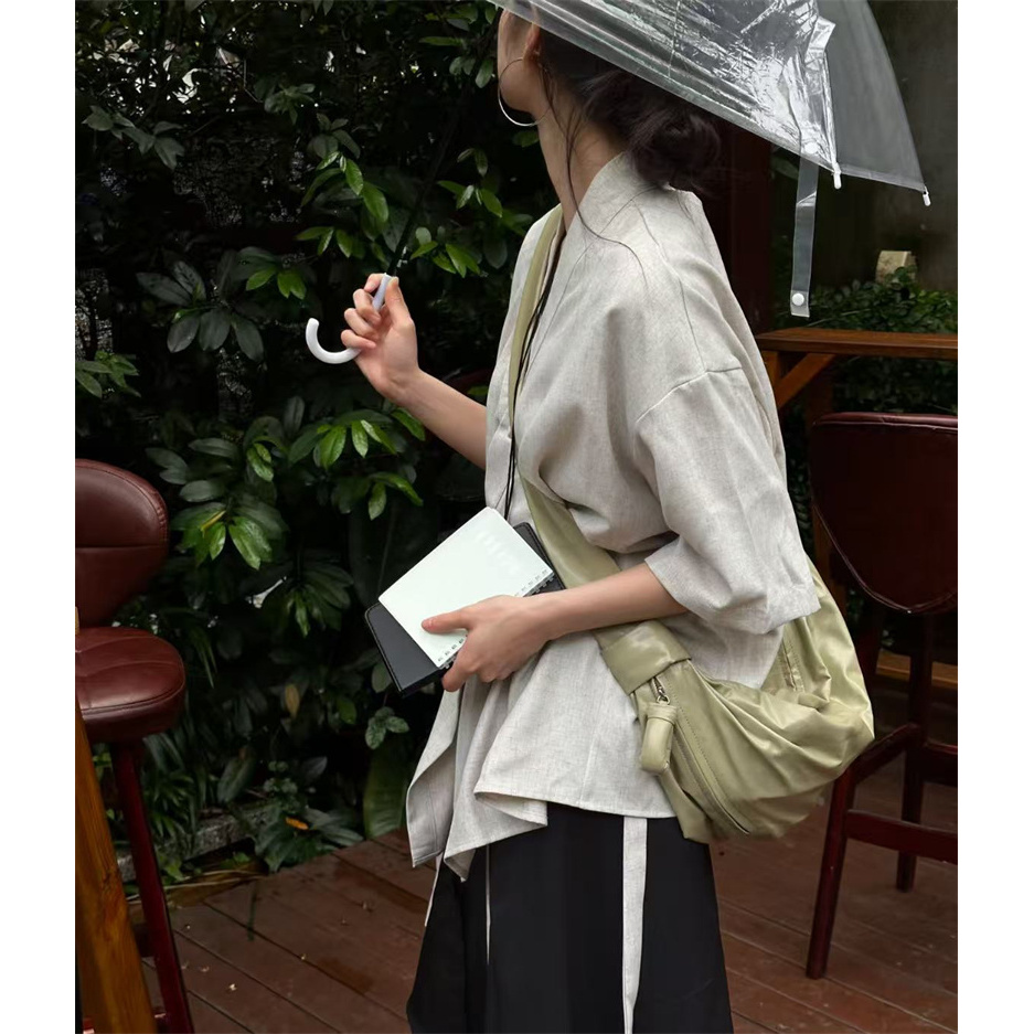 LM-纸皮牛角包-清仓 拉链单肩斜挎包 轻便韩版运动夏季小众轻奢