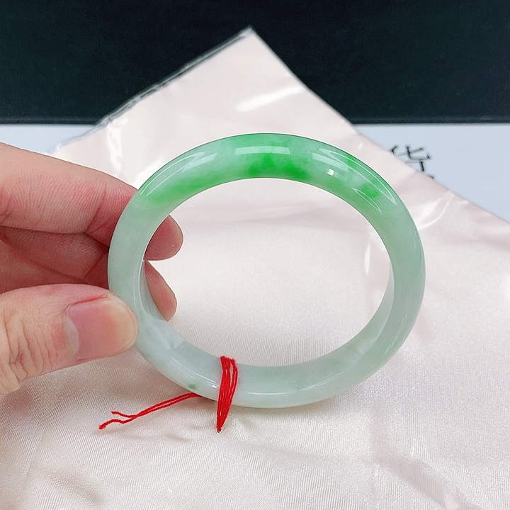 翡翠未镶嵌手镯圈54.8。18065