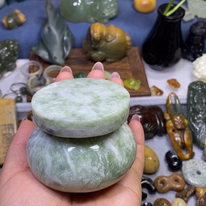 蛇纹石玉未镶嵌岫玉