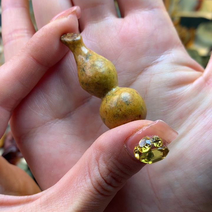 岫岩河磨玉（透闪石质玉）手链未镶嵌