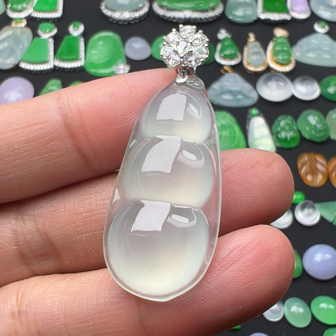 翡翠颈饰18K金镶嵌豆41