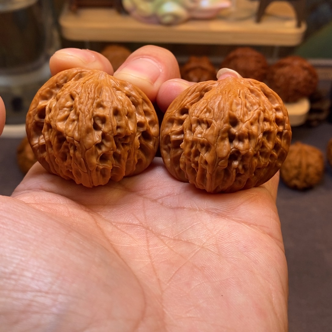 文玩核桃把件全品无修39尺房山磨盘