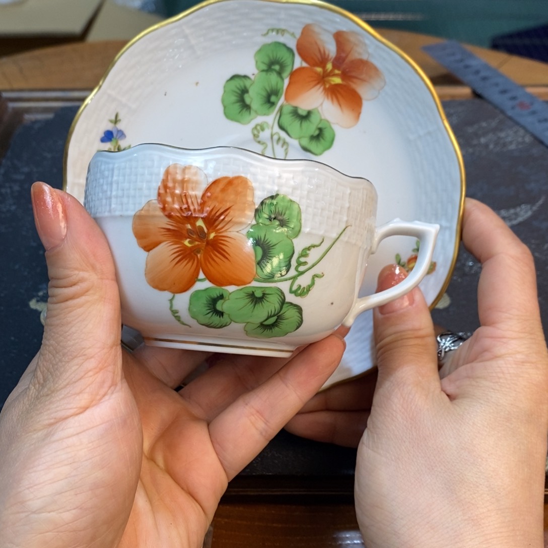 瓷器哈哈哈哈哈哈走*边