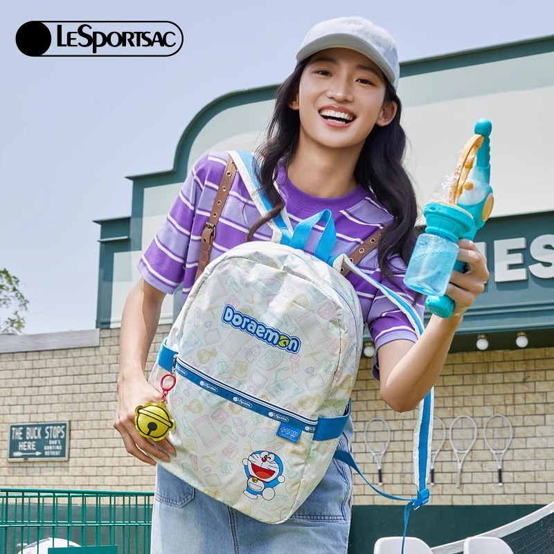 LeSportsac乐播诗携手哆啦A梦的限定设计系列通勤大容量双肩背包