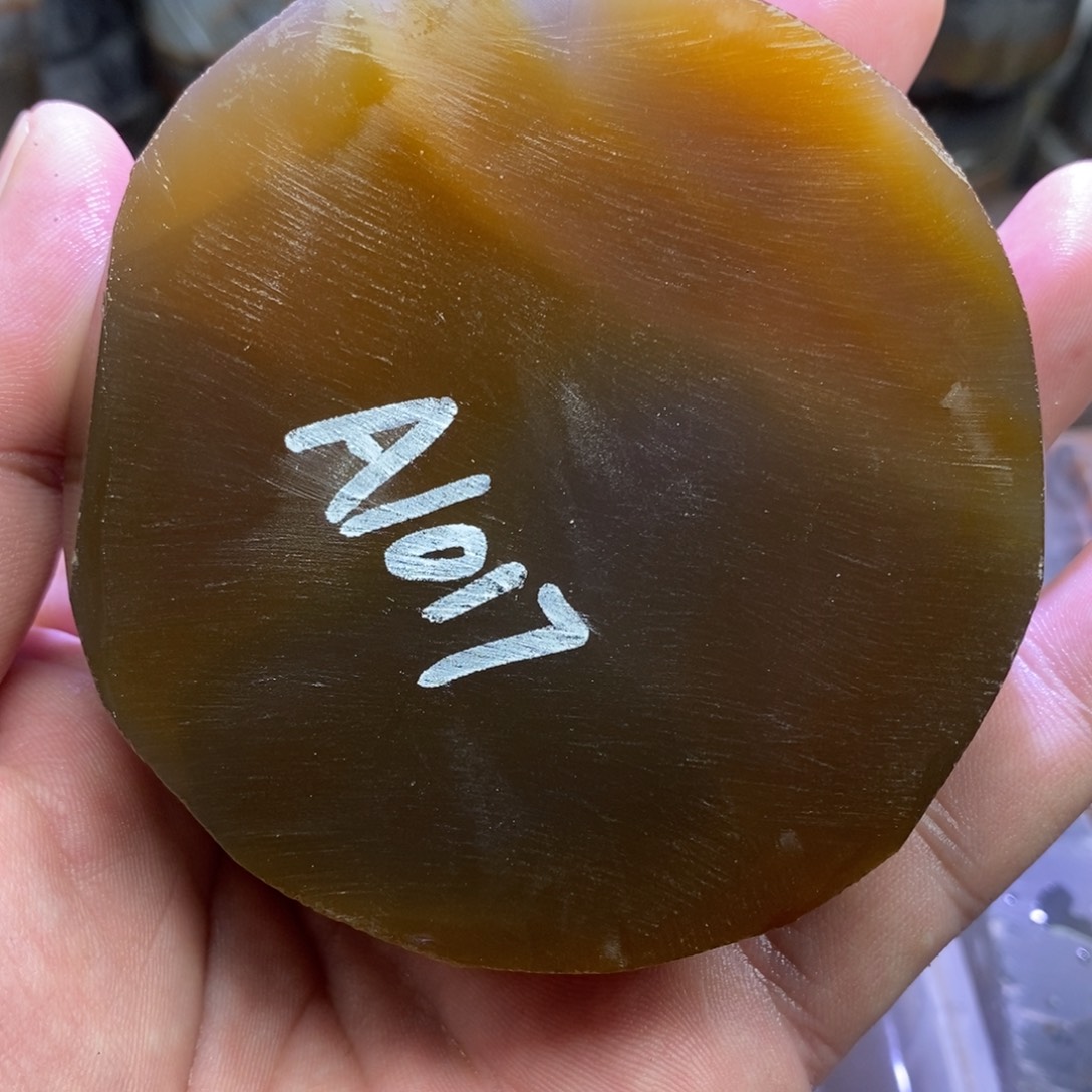 绿***深定制玛瑙定制玛瑙手镯不退