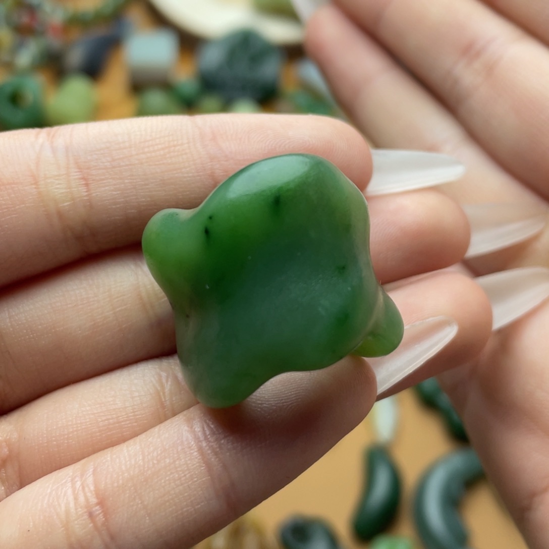 【闪购商品】和田玉颈饰未镶嵌金*哥