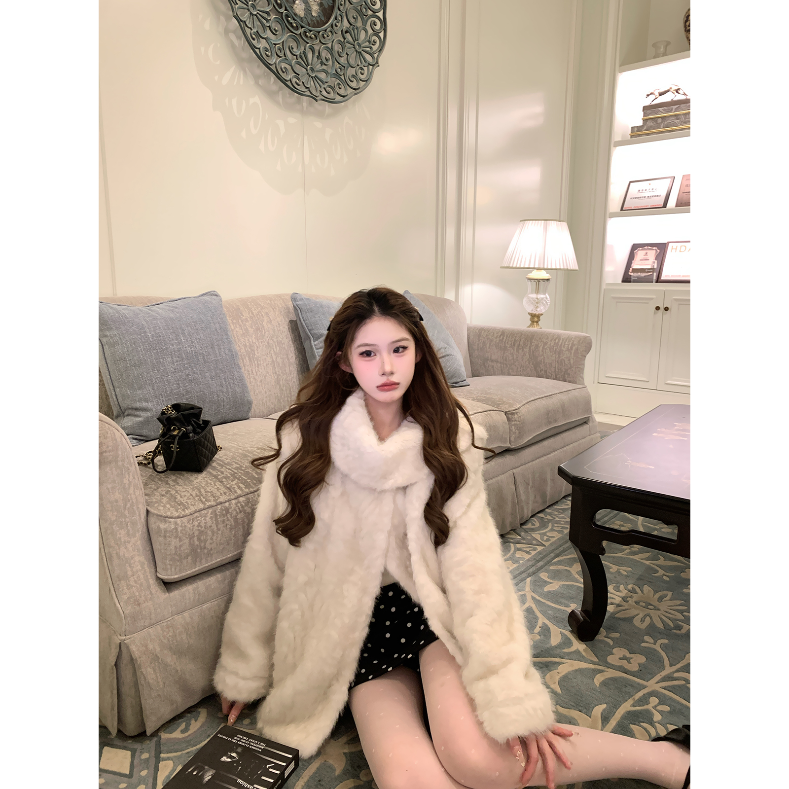  麻吉麻吉mochi【冬日千金】自带围巾毛毛外套冬季波点百搭半裙套装