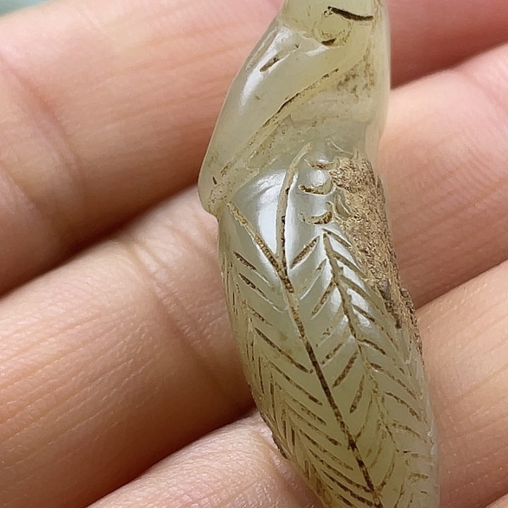 和田玉（糖玉）未镶嵌颈饰