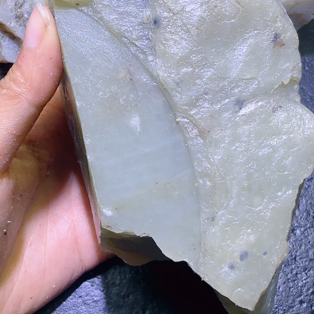 和田玉未镶嵌珠宝半成品