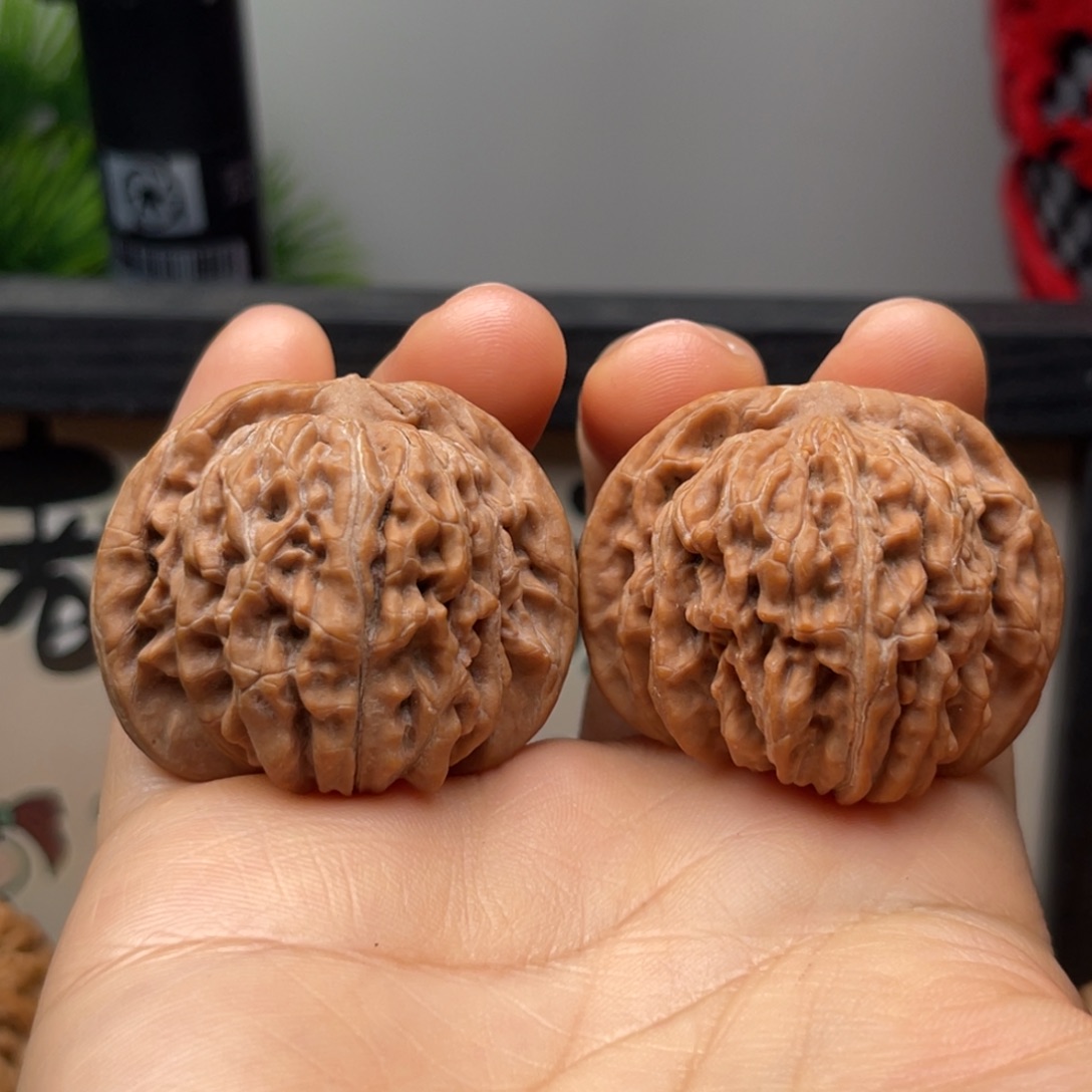 全***立文玩核桃吊坠40楼子