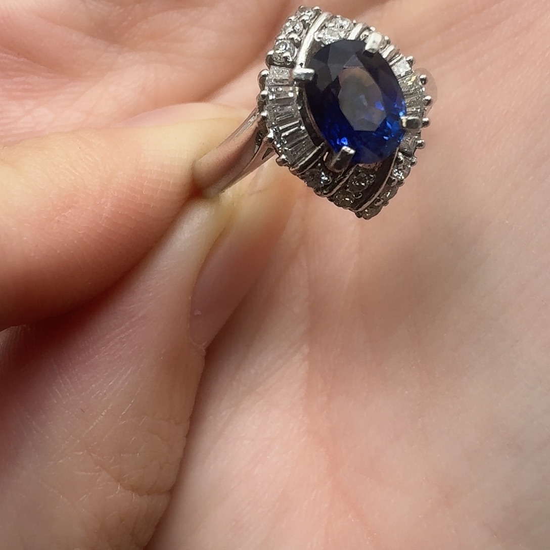 未镶嵌蓝宝石戒指