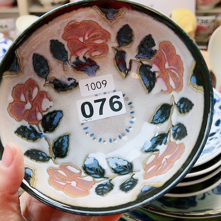 15888885758888859888888