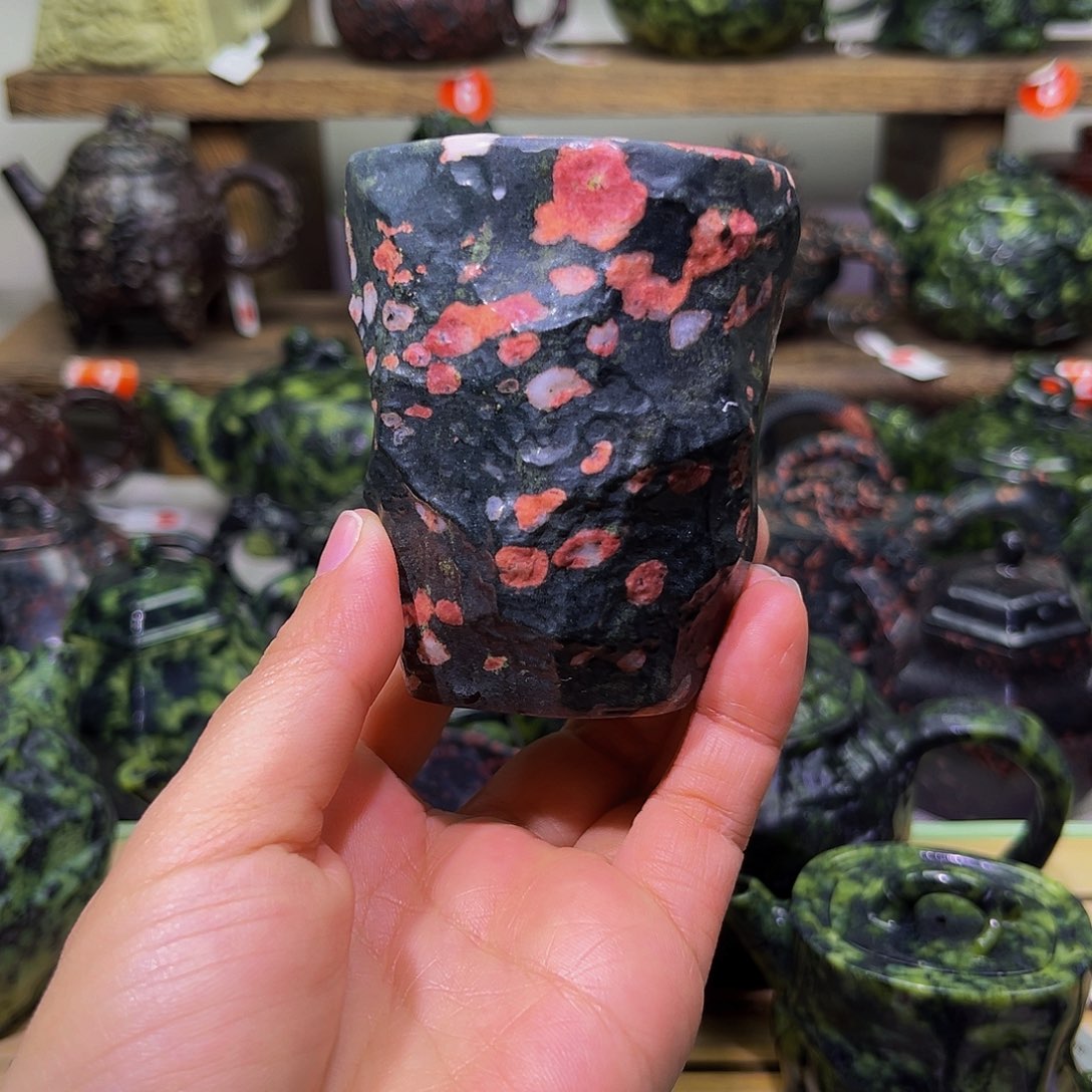 微*H石材梅花玉安山玉精品杯