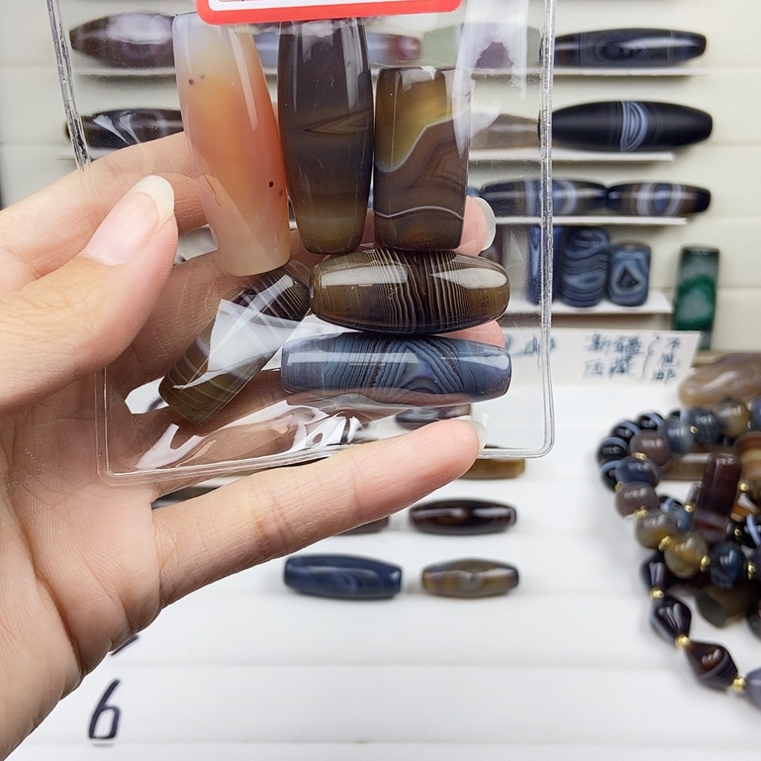 我***珑玛瑙/玉髓未镶嵌颈饰