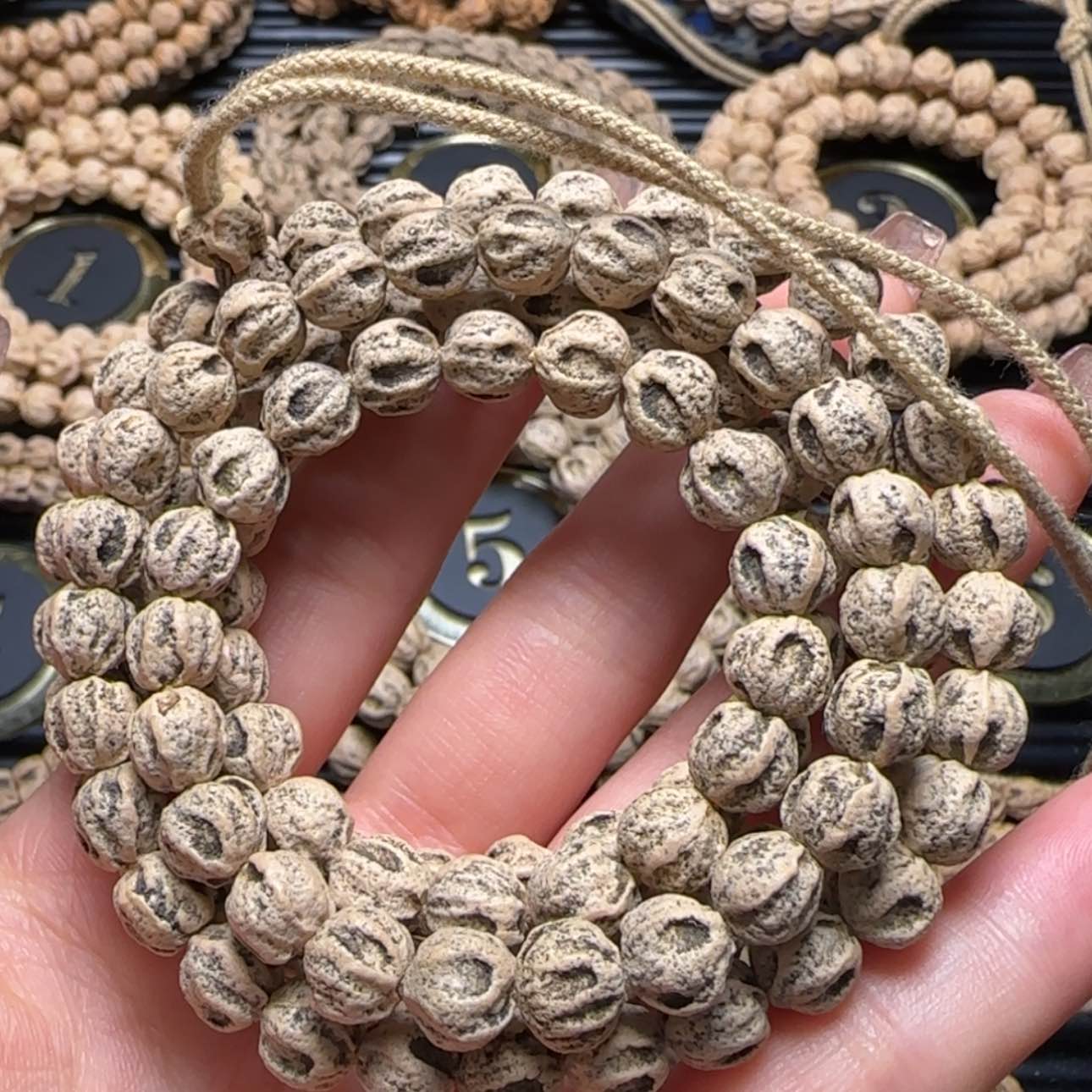 【闪购商品】柏香籽/百香籽吊坠偏***授