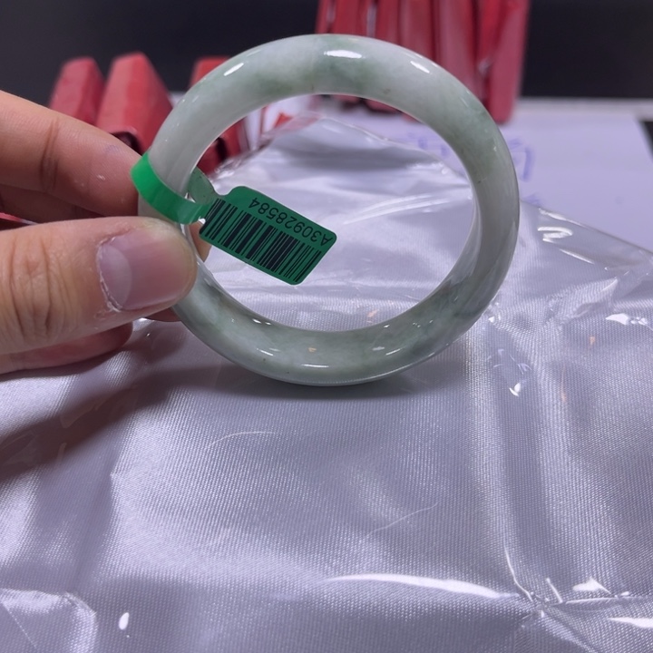 翡翠手镯未镶嵌天然翡翠a货多样性发货