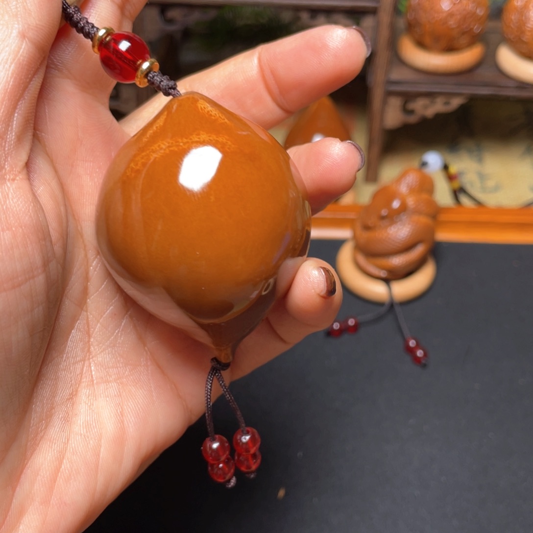 橄榄核吊坠蝴蝶43穿配