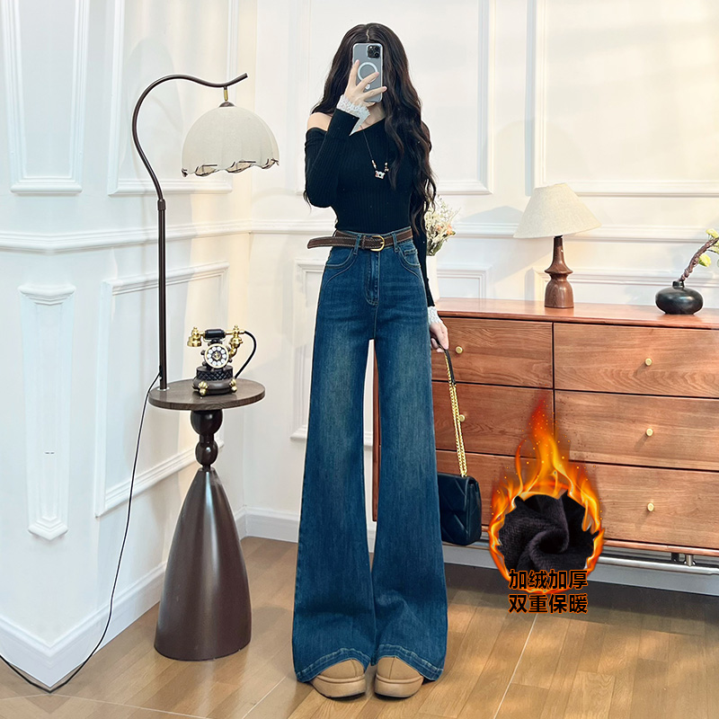 加绒不贴腿喇叭牛仔裤女秋冬季2025新款宽松爆款高级设计感直筒裤