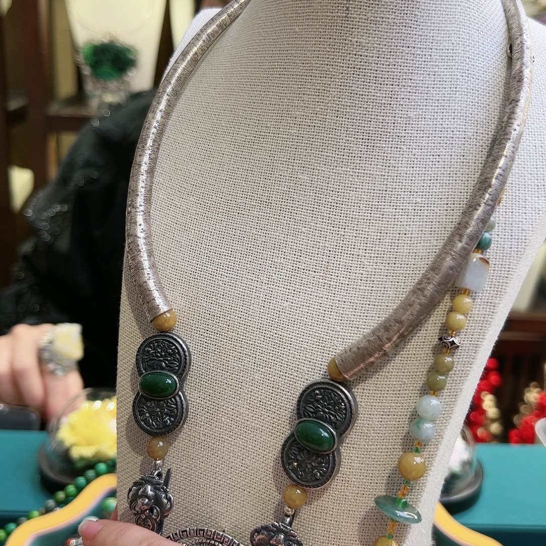 翡翠颈饰银S925镶嵌古风