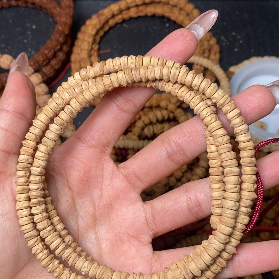 吊坠柏香籽/百香籽百香横打药片