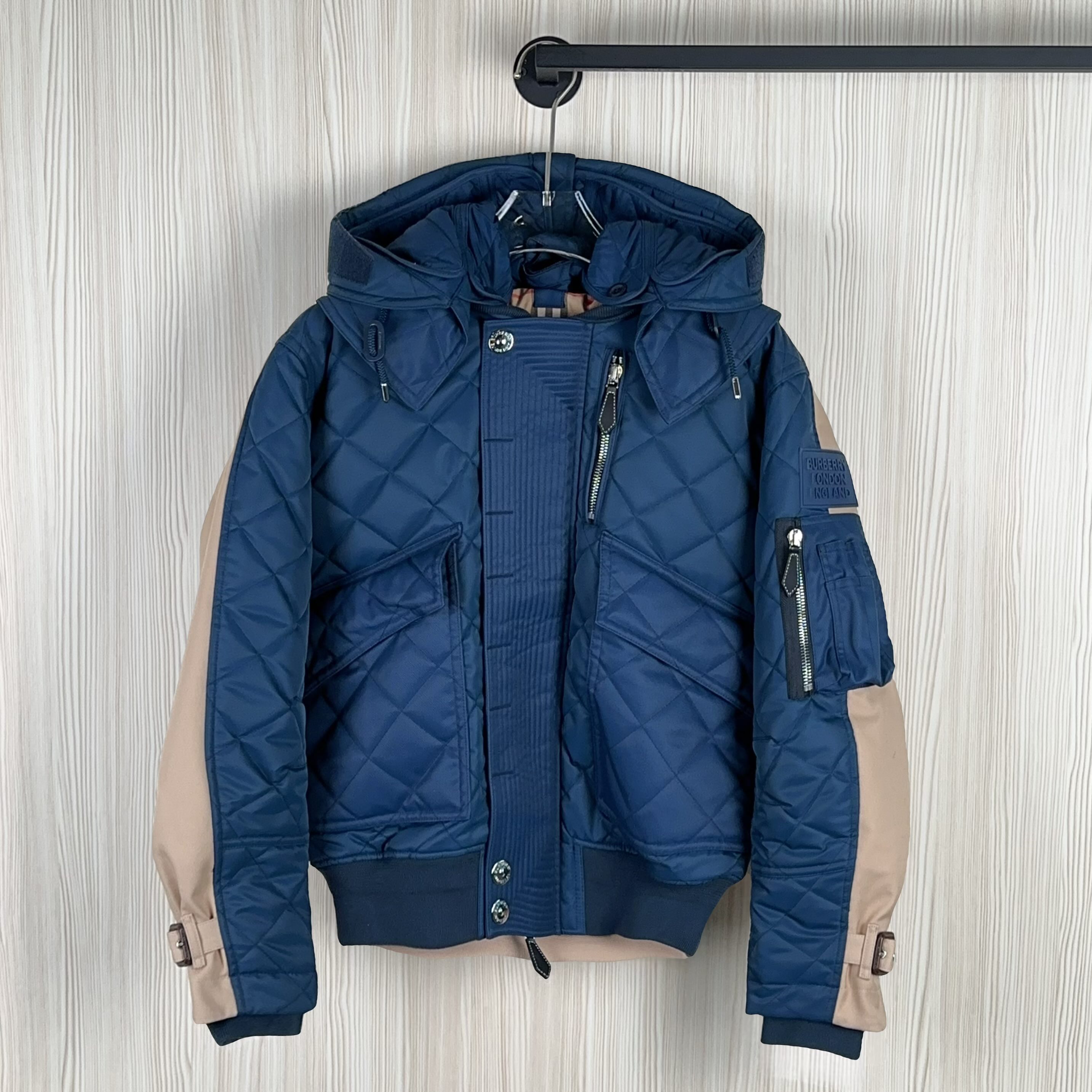 99新 BURBERRY/博柏利  外套成色看直播 尺码XS/GSS30134 