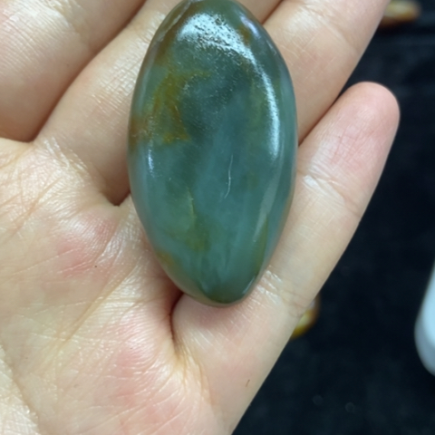 未镶嵌和田玉（糖玉）挂件