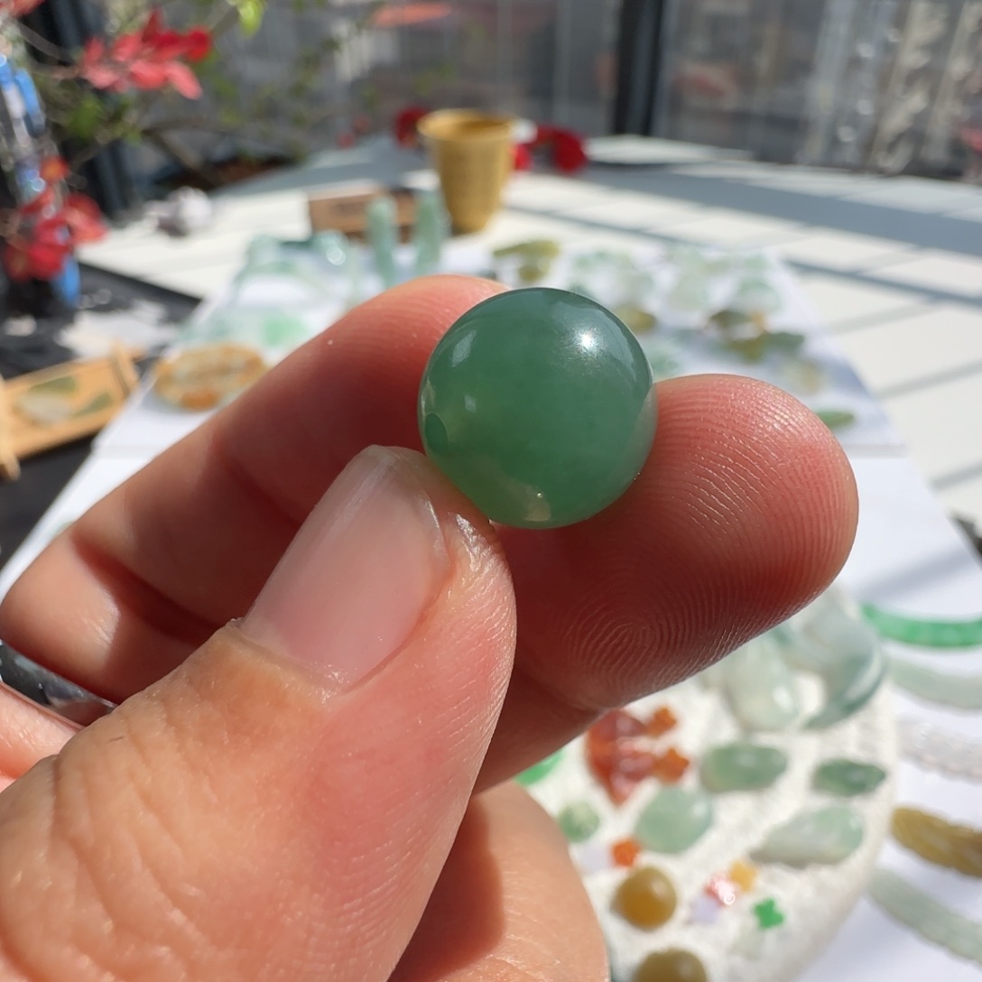 定制翡翠未镶嵌楠*定制翡翠毛货不退不换