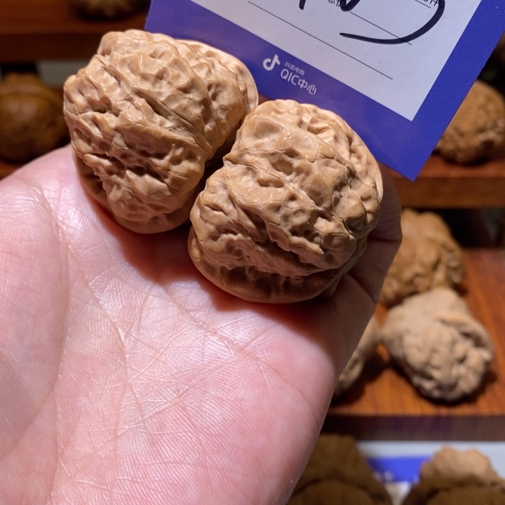 文玩核桃把件我也想a 103