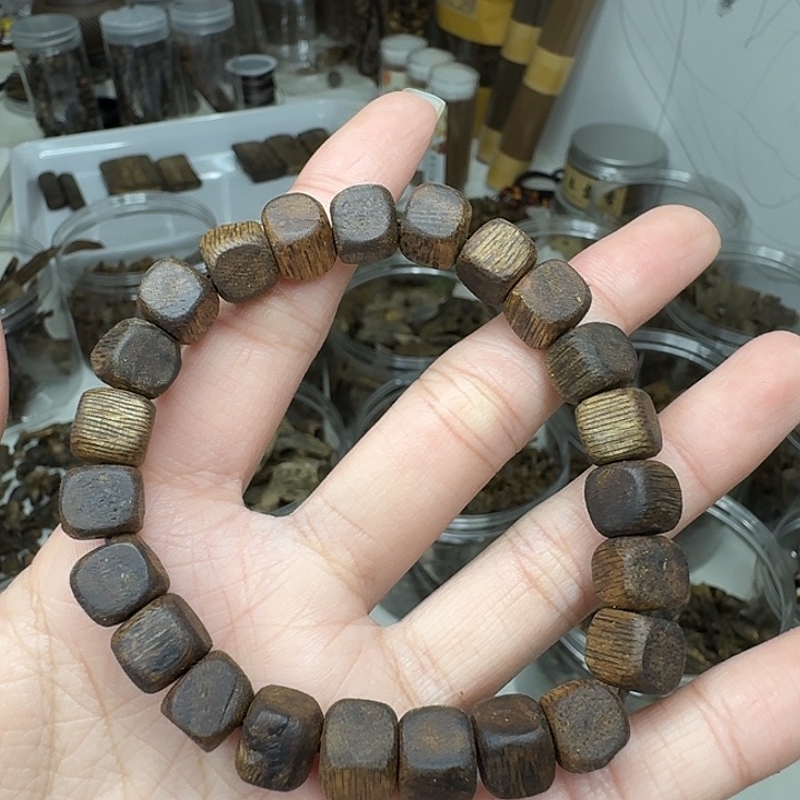 单圈卡0.8方糖珠8克