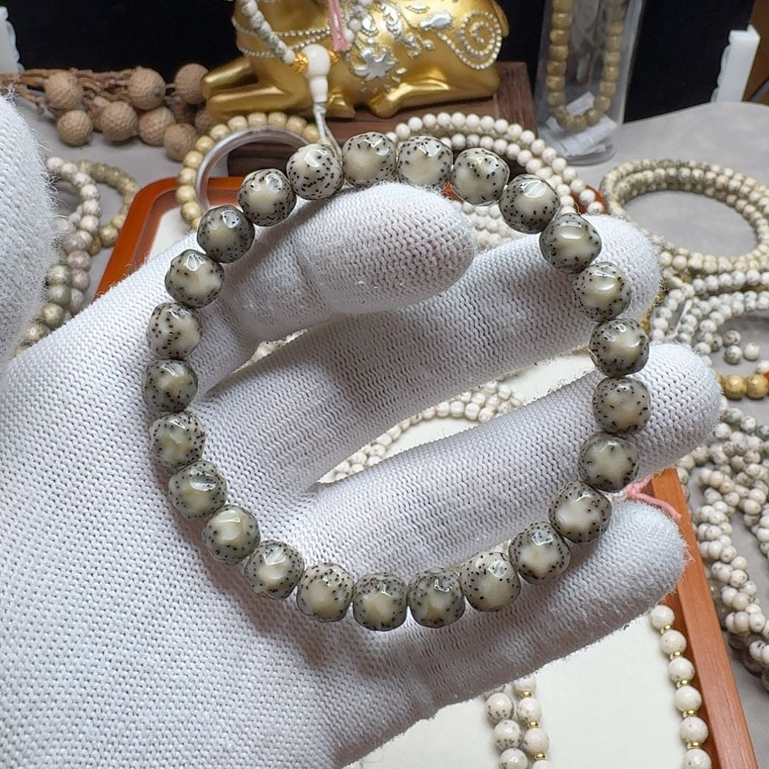 吊坠星月菩提石玉料9无相单圈绿冰月留白小细星