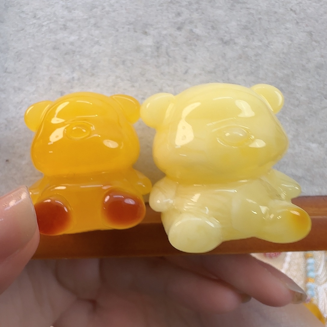 琥珀珠宝奇石未镶嵌