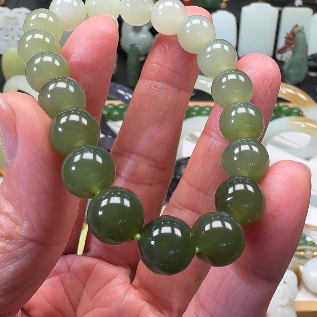 真***啊和田玉未镶嵌颈饰